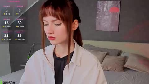 Molly online show from 11/20/25, 12:11