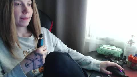 I have new photos come and see with love Molly online show from 09/26/25, 10:19