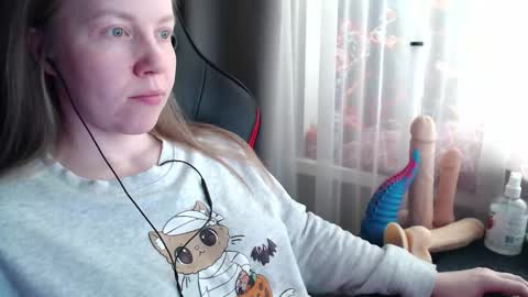 I have new photos come and see with love Molly online show from 03/10/26, 10:53