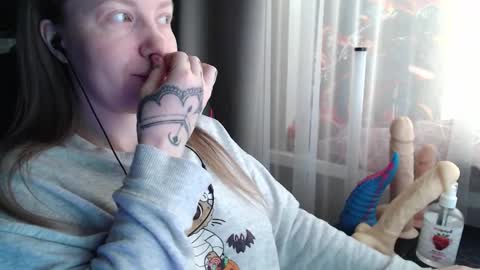 I have new photos come and see with love Molly online show from 03/12/26, 09:26