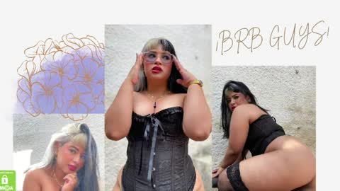 Snapshot of molly_shake chatting on 04/10/26, 05:23 Molly online show from 04/10/26, 05:23