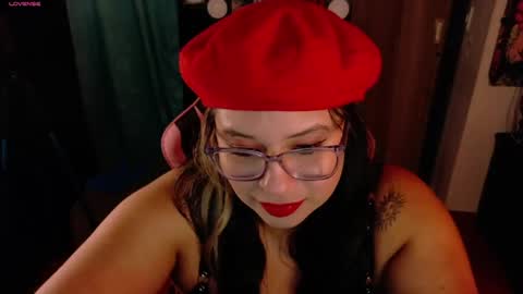 Snapshot of molly_shake chatting on 04/24/26, 05:54 Molly online show from 04/24/26, 05:54