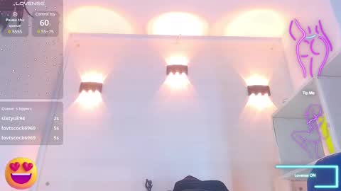 Snapshot of molly_spears chatting on 02/09/25, 06:05 Molly Spears online show from 02/09/25, 06:05