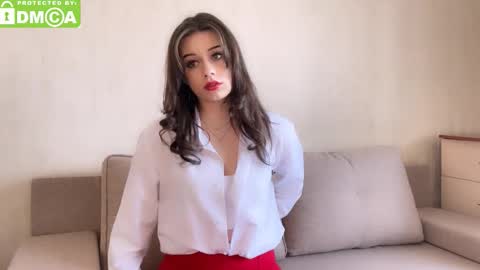 Snapshot of mollybibe chatting on 03/18/26, 01:25 Molly online show from 03/18/26, 01:25