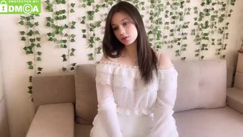 Snapshot of mollybibe chatting on 03/27/26, 09:21 Molly online show from 03/27/26, 09:21