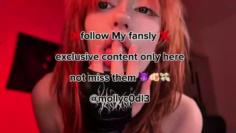 Snapshot of mollycodle chatting on 04/15/26, 07:58 Goddess Katherine online show from 04/15/26, 07:58