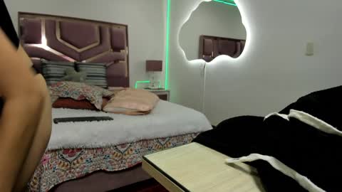 Molly  online show from 01/09/25, 02:40