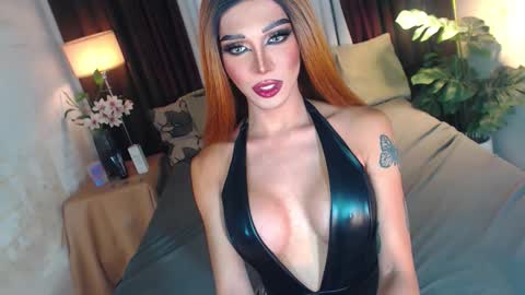 Molly online show from 10/27/25, 08:29