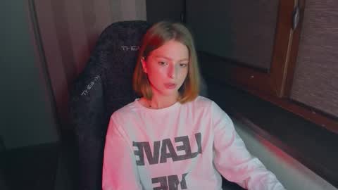 Taisha online show from 09/24/25, 04:54