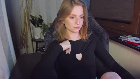 Snapshot of mollydangerous chatting on 03/08/26, 03:05 Taisha online show from 03/08/26, 03:05