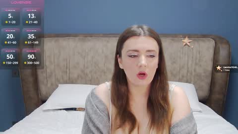 Molly online show from 12/08/24, 09:41