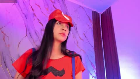 Snapshot of mollylewis18 chatting on 12/02/25, 02:34 New girl Emily Valentina Michelle online show from 12/02/25, 02:34