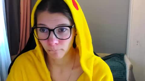  KIRA  online show from 09/17/25, 03:08