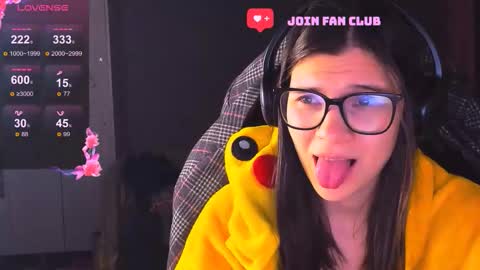  KIRA  online show from 11/25/25, 04:51