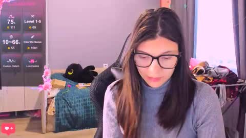  KIRA  online show from 02/04/26, 02:39