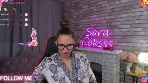 hi im Molly heregreat boobs big heart  warm pussy  online show from 09/18/25, 01:18