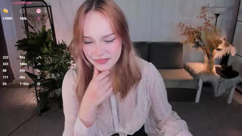 Molly online show from 09/21/25, 11:34