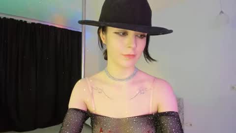 Molly online show from 12/11/24, 04:28