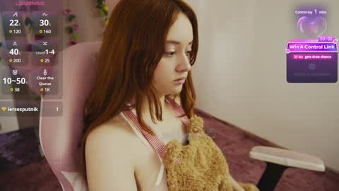 Snapshot of mollysb_05 chatting on 12/10/24, 03:01 mollysb_05 online show from 12/10/24, 03:01