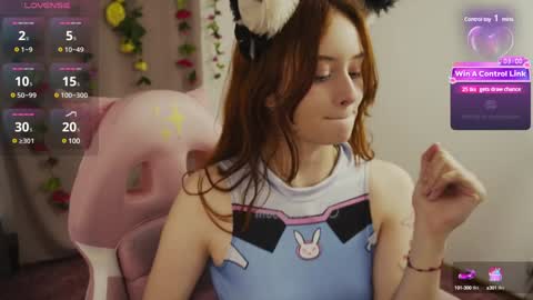 Snapshot of mollysb_05 chatting on 12/18/24, 09:58 mollysb_05 online show from 12/18/24, 09:58