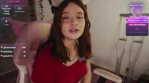 Snapshot of mollysb_05 chatting on 02/07/25, 03:23 mollysb_05 online show from 02/07/25, 03:23