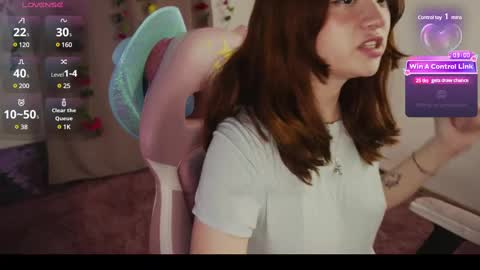 Snapshot of mollysb_05 chatting on 02/20/25, 04:46 mollysb_05 online show from 02/20/25, 04:46