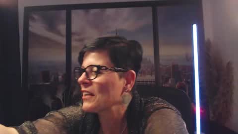 Snapshot of mollysun chatting on 09/25/25, 04:54 MollySun Nina Randmann online show from 09/25/25, 04:54