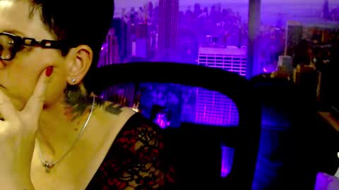 Snapshot of mollysun chatting on 12/16/25, 06:57 MollySun Nina Randmann online show from 12/16/25, 06:57