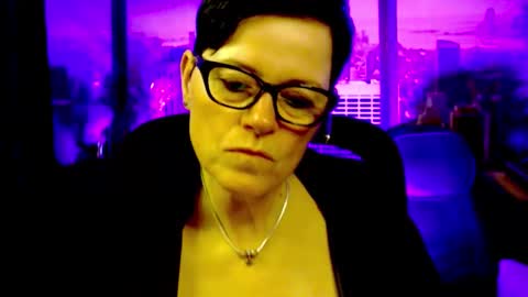 Snapshot of mollysun chatting on 03/15/26, 07:42 MollySun Nina Randmann online show from 03/15/26, 07:42