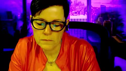 Snapshot of mollysun chatting on 04/15/26, 04:14 MollySun Nina Randmann online show from 04/15/26, 04:14