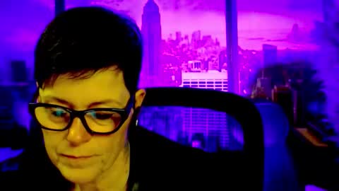 Snapshot of mollysun chatting on 04/21/26, 04:12 MollySun Nina Randmann online show from 04/21/26, 04:12