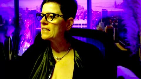 Snapshot of mollysun chatting on 06/13/26, 05:22 MollySun Nina Randmann online show from 06/13/26, 05:22