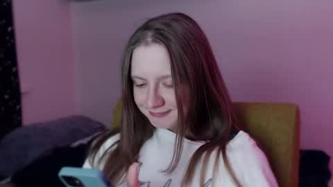 mollytucker online show from 02/28/25, 02:53