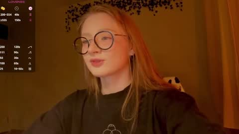 mollytucker online show from 04/11/26, 04:00