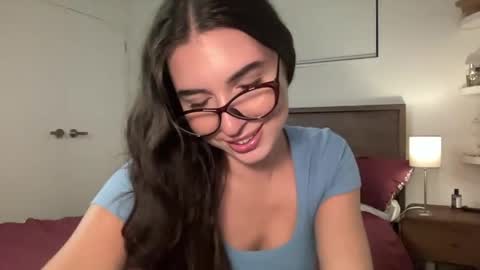 Snapshot of mollyy2006 chatting on 04/07/26, 11:15 Molly online show from 04/07/26, 11:15