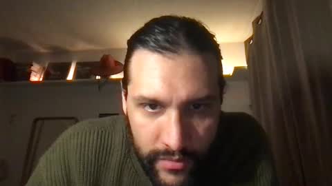 molten_escargot online show from 01/13/25, 02:39