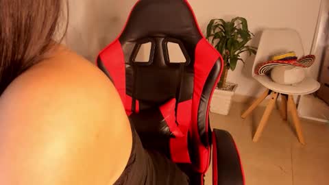 moly_loo online show from 02/02/26, 09:08