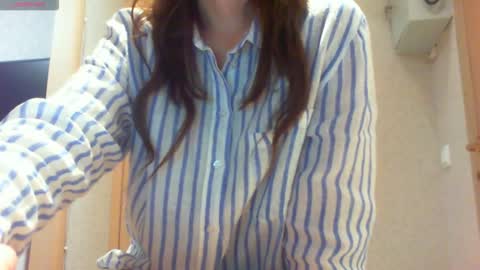 Hailey online show from 11/02/25, 05:15