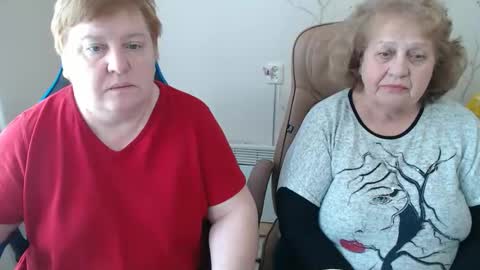 Snapshot of mommy99x chatting on 04/07/26, 10:05 Mommy99X online show from 04/07/26, 10:05