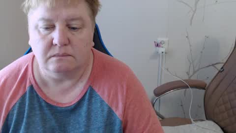Mommy99X online show from 06/16/26, 07:44