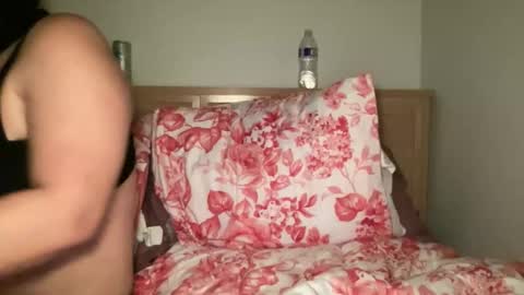 mommygoddess03 online show from 05/18/26, 06:30