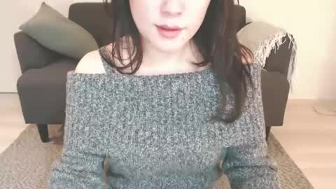 Momo online show from 12/07/24, 03:52