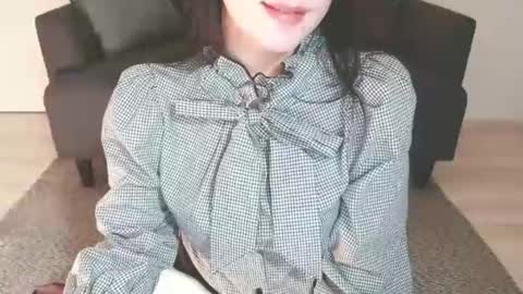 Momo online show from 12/15/24, 04:29