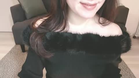 Momo online show from 03/07/25, 01:53