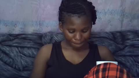 momsdoll online show from 02/06/26, 09:23