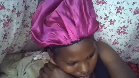 momsdoll online show from 02/08/26, 07:12