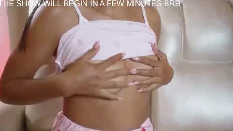 Sandra online show from 02/12/26, 02:01