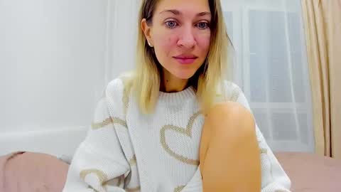 Mona online show from 12/15/24, 02:30