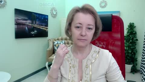 Mona online show from 04/11/26, 10:30