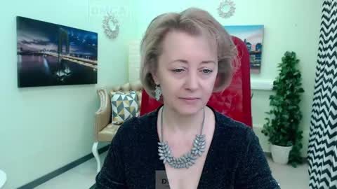 Mona online show from 04/25/26, 07:55